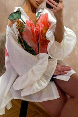 cămașă damă elegantă si asimetrică, cu un motiv floral spectaculos EVGENITA