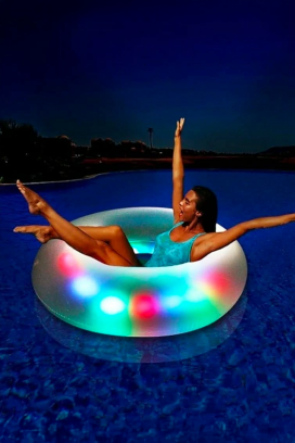 colac gonflabil cu lumini spectaculoase GLOWRING