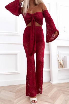 set din dantelă pentru femei, cu top cu umeri descoperiți și pantaloni evazați REGLIA BORDO