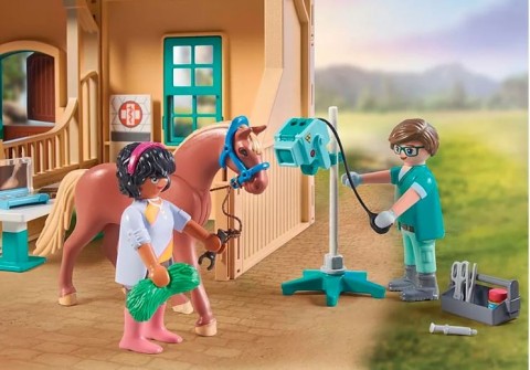 Set cu figurine Horses 71352 Hipoterapie și clinică veterinară pentru animaleIVET.RO - Reduceri de până la -80%