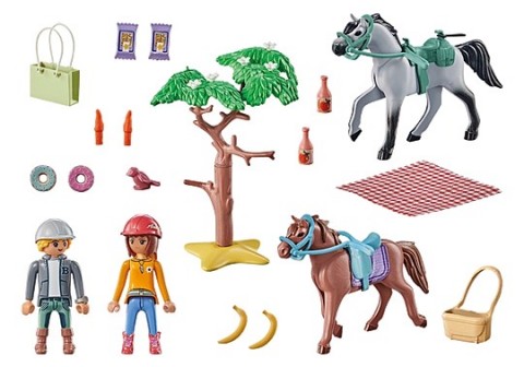 Set de figurine Horses 71470 Excursie călare pe plajă cu Amelia și BenIVET.RO - Reduceri de până la -80%