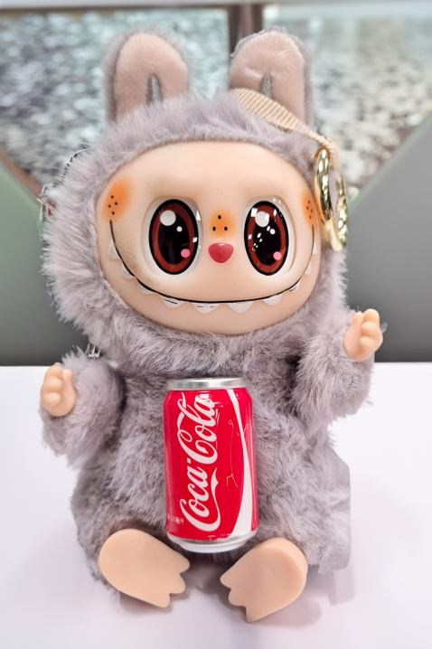 Accesoriu pentru geantă LABUBU COCA COLA GREY, Culoare: gri, IVET.RO - Reduceri de până la -80%