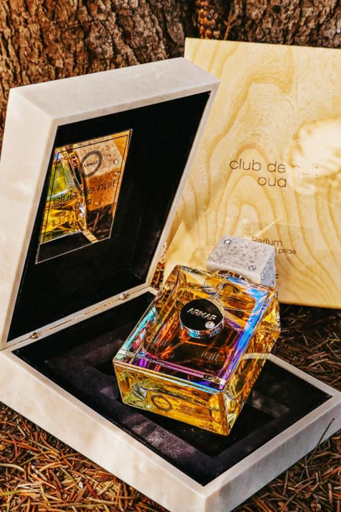 Parfum Armaf Club De Nuit Oud EDP 105 ml Limited Edition SpecialIVET.RO - Reduceri de până la -80%