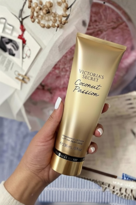 Loțiune de corp Victoria`s Secret Coconut Passion Fragrance Lotion 236 mlIVET.RO - Reduceri de până la -80%