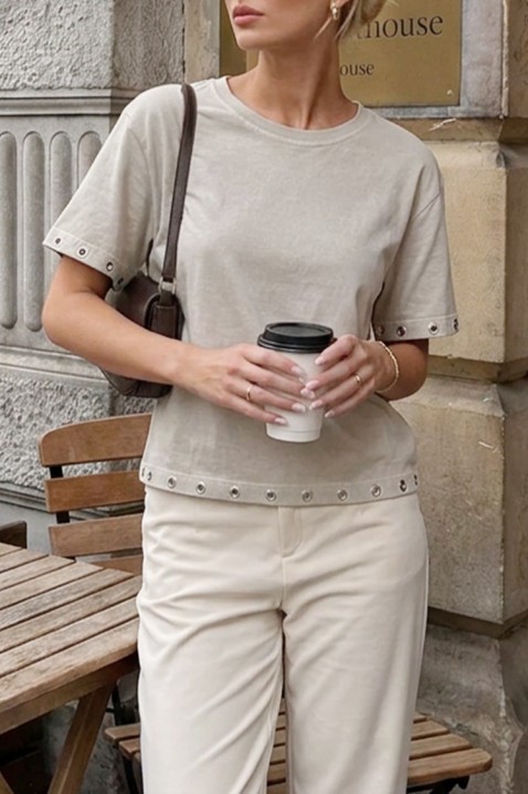 Tricou pentru femei cu capse decorative și un design simplu EURORA, Culoare: bej, IVET.RO - Reduceri de până la -80%