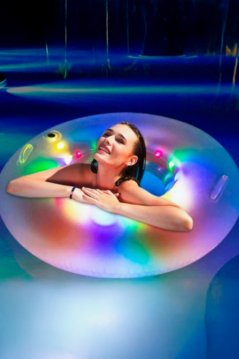 Colac gonflabil cu lumini spectaculoase GLOWRINGIVET.RO - Reduceri de până la -80%