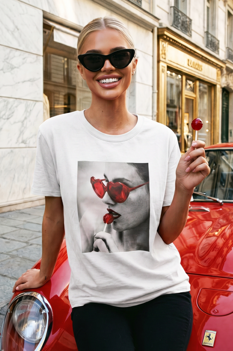 Tricou pentru femei cu un imprimeu drăguț și decolteu rotund BELISITA WHITE, Culoare: alb, IVET.RO - Reduceri de până la -80%