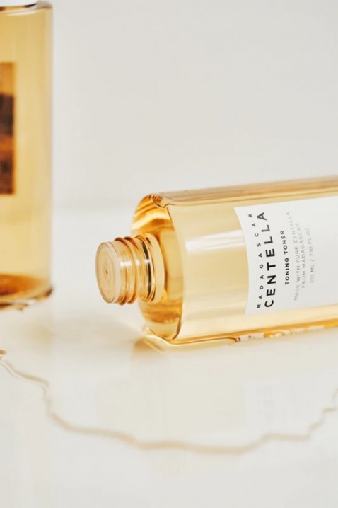 SKIN1004 Madagascar Centella Toning Toner 30 mlIVET.RO - Reduceri de până la -80%