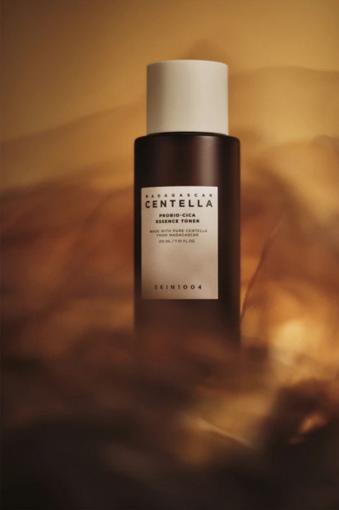 SKIN1004 Madagascar Centella Probio-Cica Essence Toner 210 mlIVET.RO - Reduceri de până la -80%