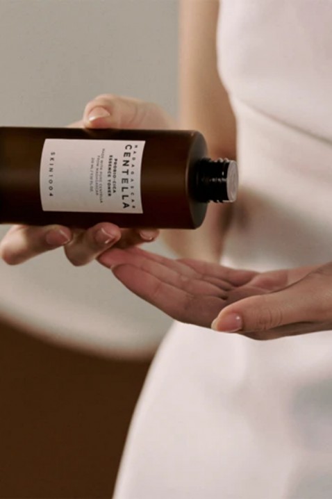 SKIN1004 Madagascar Centella Probio-Cica Essence Toner 210 mlIVET.RO - Reduceri de până la -80%
