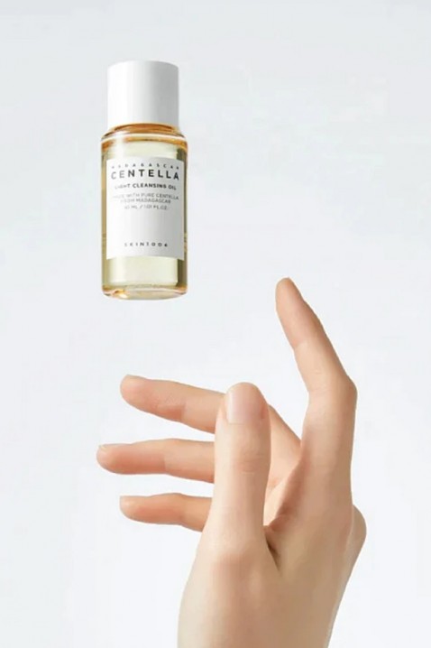 SKIN1004 Madagascar Centella Light Cleansing Oil 30 mlIVET.RO - Reduceri de până la -80%