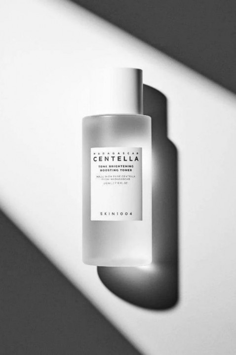 SKIN1004 Madagascar Centella Tone Brightening Boosting Toner 210 mlIVET.RO - Reduceri de până la -80%