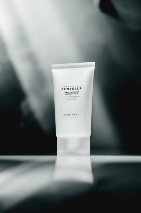 SKIN1004 Madagascar Centella Tone Brightening Capsule Cream 75 mlIVET.RO - Reduceri de până la -80%