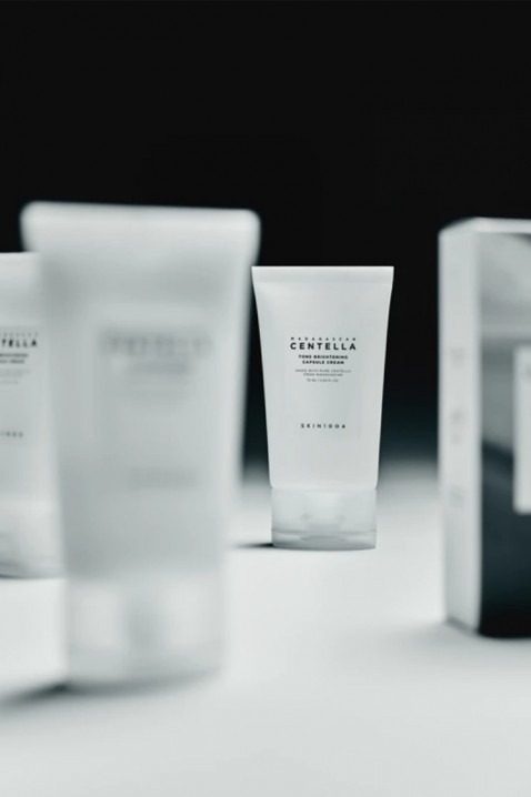 SKIN1004 Madagascar Centella Tone Brightening Capsule Cream 75 mlIVET.RO - Reduceri de până la -80%