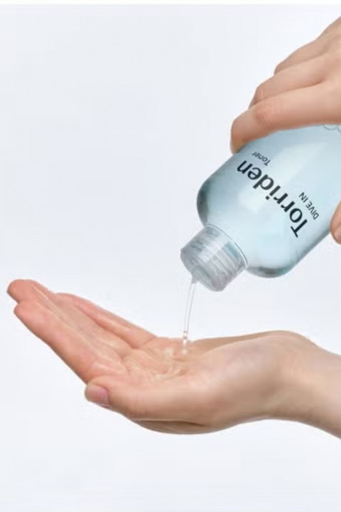 Torriden DIVE-IN Low Molecular Hyaluronic Acid Toner 300 mlIVET.RO - Reduceri de până la -80%
