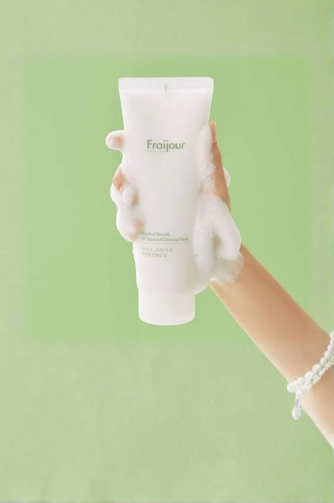 Fraijour Heartleaf Blemish pH Balanced Cleansing Foam 250 mlIVET.RO - Reduceri de până la -80%
