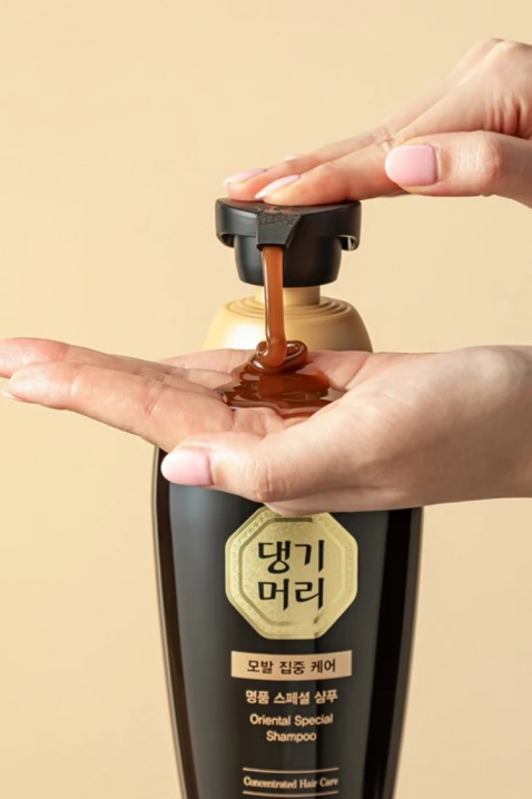 Daeng Gi Meo Ri Anti-hair loss shampoo Oriental Special Shampoo 500 mlIVET.RO - Reduceri de până la -80%