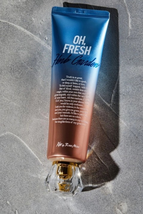 Kiss by Rosemine Fragrance Body Cream Oh Fresh Herb Garden 140 mlIVET.RO - Reduceri de până la -80%