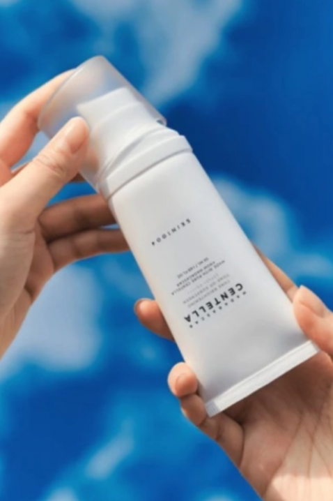 SKIN1004 Madagascar Centella Tone Brightening Tone-Up Sunscreen 50 mlIVET.RO - Reduceri de până la -80%