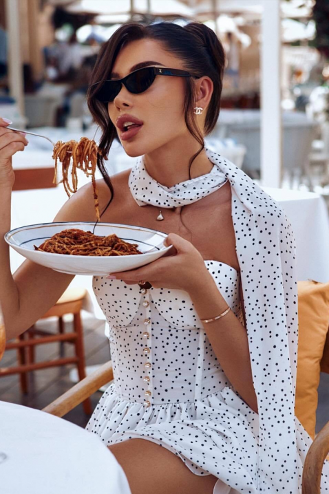 Rochie mini elegantă cu buline, cu farmec retro TAMIRDA, Culoare: alb, IVET.RO - Reduceri de până la -80%