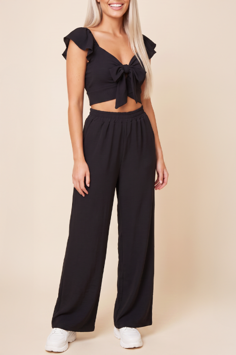Set de damă de vară din două piese pantaloni largi și crop top cu legături SVENSELA BLACK, Culoare: negru, IVET.RO - Reduceri de până la -80%