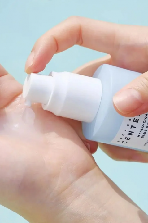 SKIN1004 Madagascar Centella Hyalu-Cica Blue Serum 50mlIVET.RO - Reduceri de până la -80%