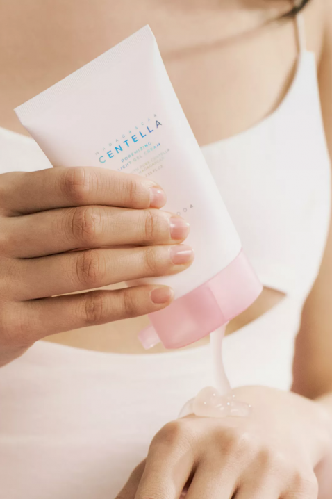 SKIN1004 Madagascar Centella Poremizing Light Gel Cream 75 mlIVET.RO - Reduceri de până la -80%