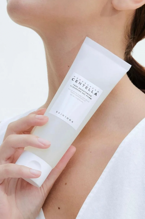 SKIN1004 Madagascar Centella Tone Brightening Cleansing Gel Foam 125mlIVET.RO - Reduceri de până la -80%