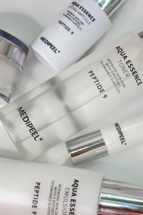 MEDI-PEEL Peptide 9 Aqua Essence Lifting Ampoule NEW 50 mlIVET.RO - Reduceri de până la -80%