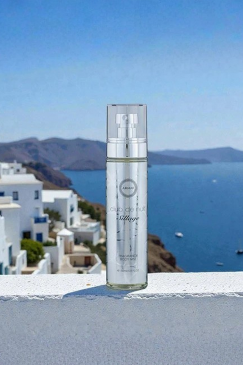 Spray parfumat Armaf Club De Nuit Sillage Body Mist 150 mlIVET.RO - Reduceri de până la -80%
