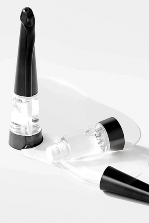 Intense lip plumper with microneedles Reedle Shot Lip Plumper Expert, 4,3 gIVET.RO - Reduceri de până la -80%