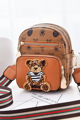 rucsac pentru femei cu un ursuleț decorativ și fermoar NORAVA CAMEL