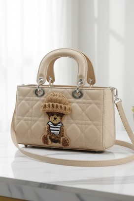 geantă de damă cu un element decorativ în formă de ursuleț FANTASIA BEIGE